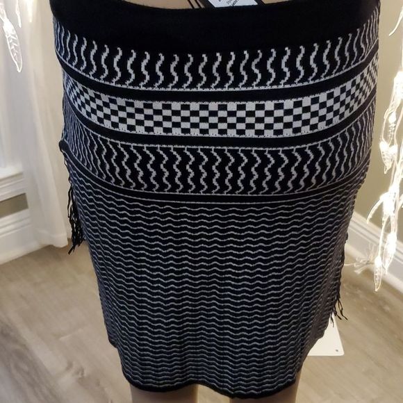 Romeo & Juliet Couture Ladies' Skirt Pencil, Black and White, Size Large NWT-NEW - Picture 5 of 11